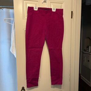 Raspberry pull-on cropped pants